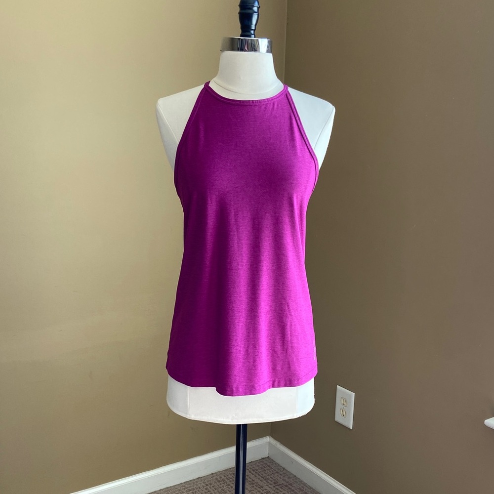Reebok Women's Fuchsia Workout Top- Size Small, Gym,‎ Yoga, Running